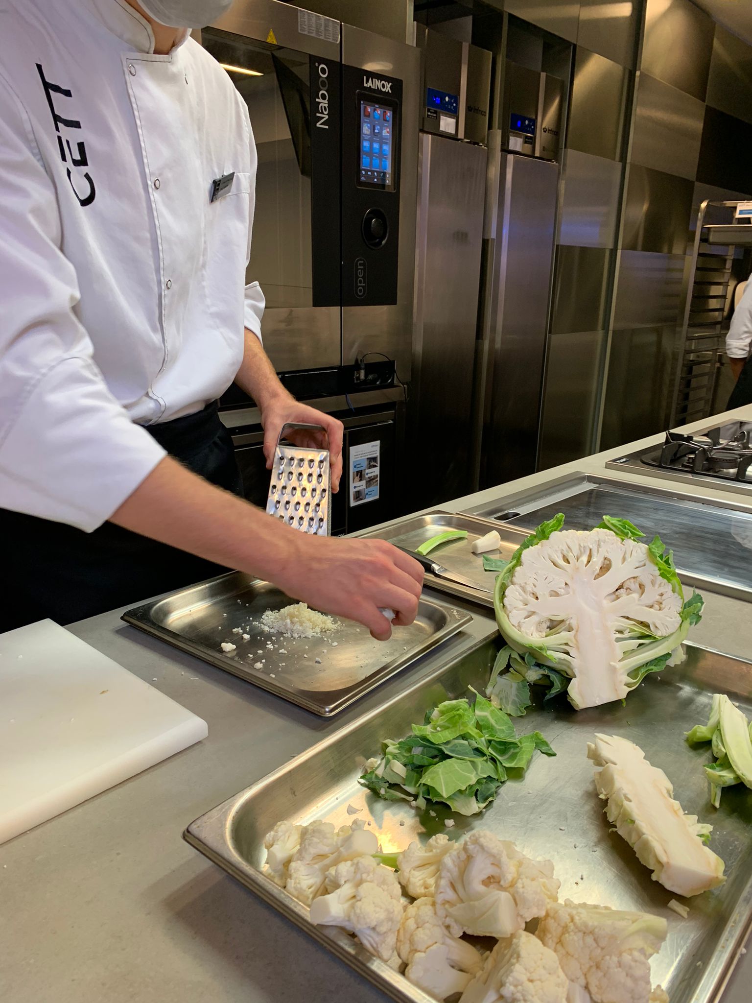 Photography from: El CETT-UB y Espigoladors presentan #CookOnceEatTwice, una campaña contra el desperdicio alimentario | CETT